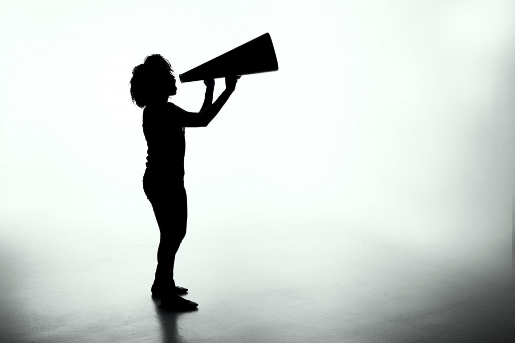 A child with a megaphone - rule of the amplifiers in crowdfunding
